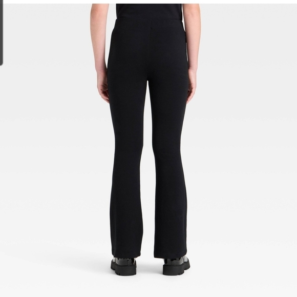 Art Class Pintuck Flare Leggings - Picture 2 of 3